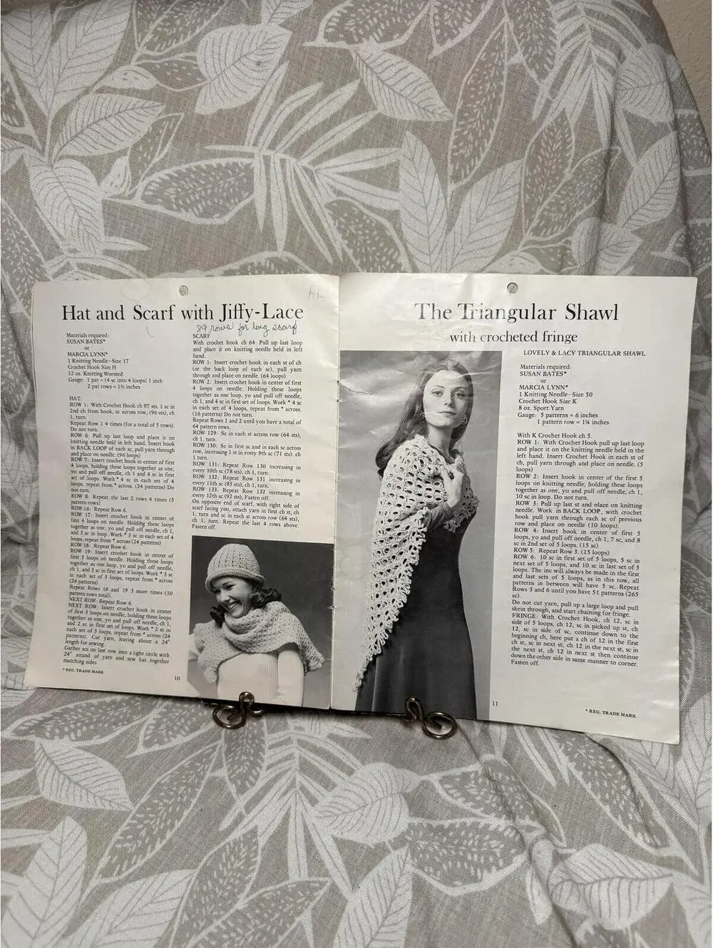 1970s Exciting Jiffy-Lace Pattern Book No. 17560 Crochet & Knitting